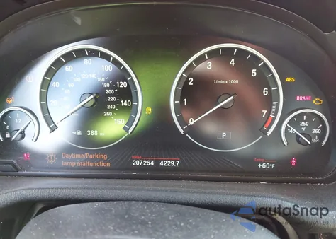 2015 BMW X3 xDrive28I z USA, uszkodzony, nr VIN 5UXWX9C58F0D52738